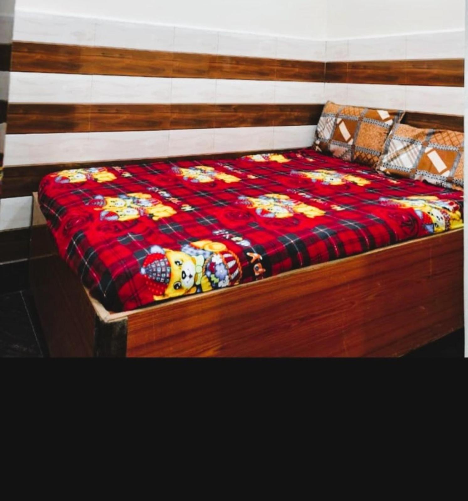 Hotel Grg Balaji Full Air Conditioning *